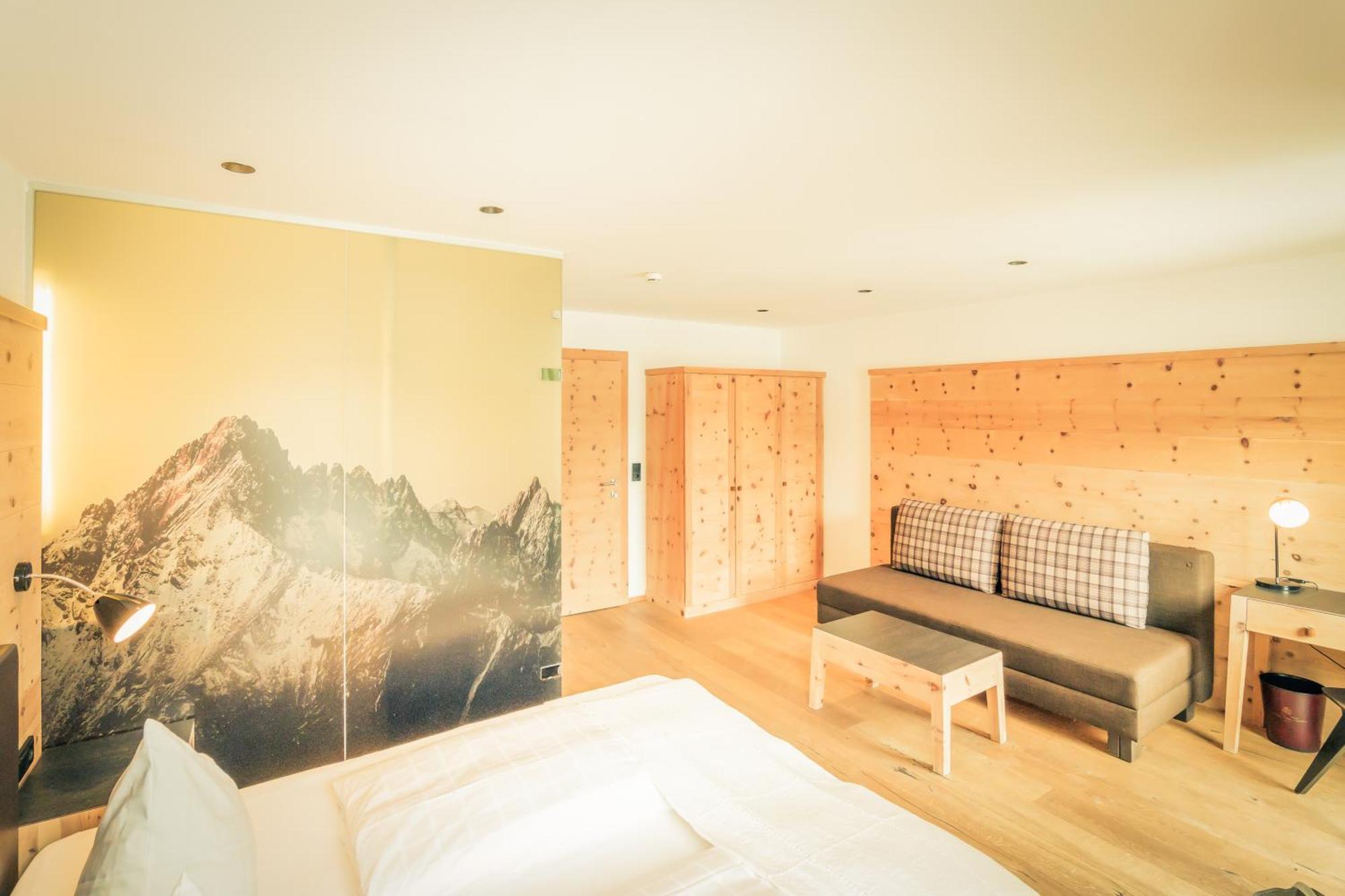 Posthotel Lechtal, Arlberg Holzgau Exterior photo